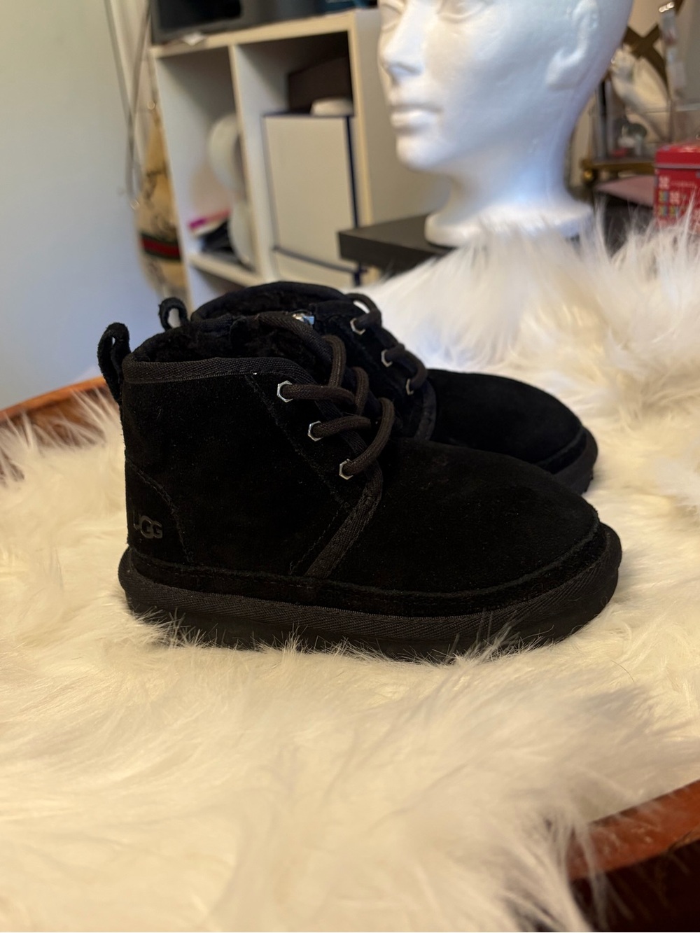 Ugg Kids Neumel ll pull on boots